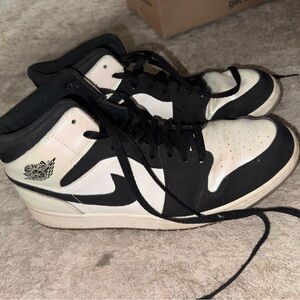 Nike Black and White